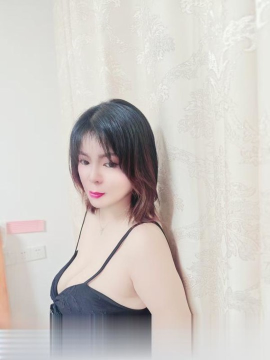 江苏-苏州丰腴大奶子姐姐