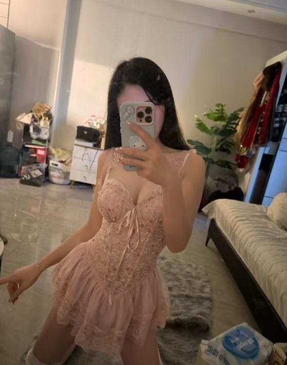 杭州市拱墅可舌吻小月