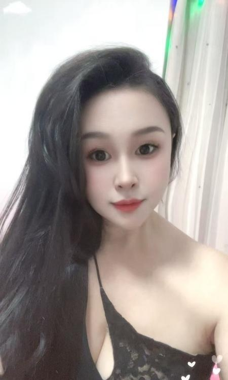 深圳市前凸后翘觅儿老师