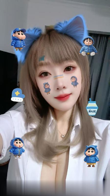 大连年轻外围小七.服务态度很好。非常细致,特别是深喉