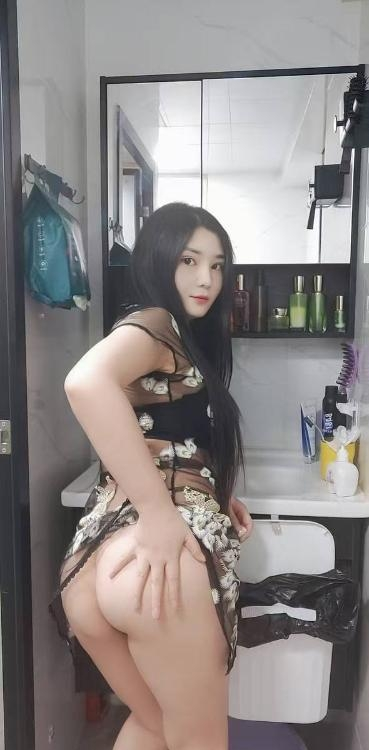 深圳市宝安大腚小倩